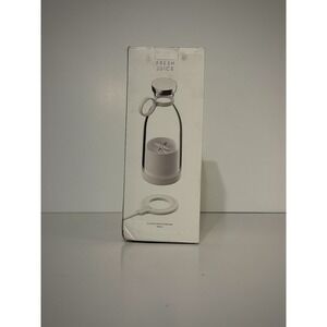 Portable Blender, Magnetic USB Fast Charging Powered Blender